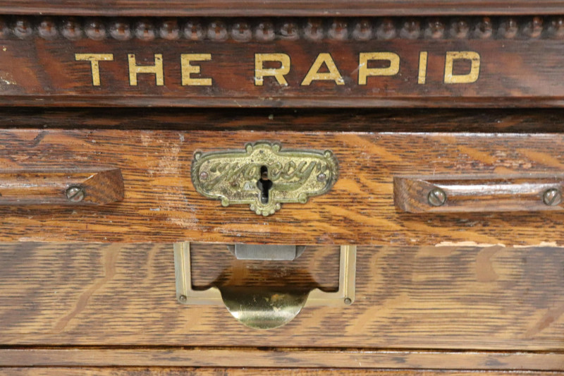 Oak "The Rapid" Tabletop Collector's Cabinet