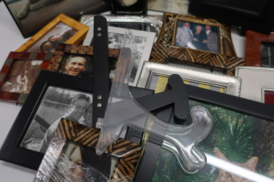 40 Photo Frames in Various Material