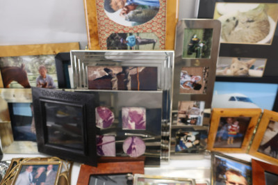 40 Photo Frames in Various Material