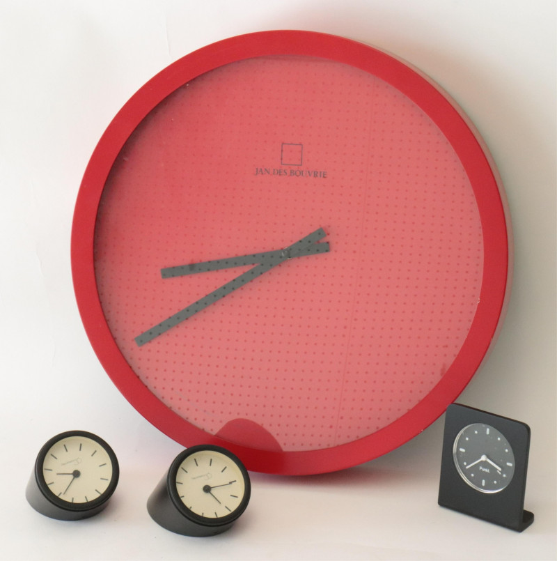 4 Battery Operated Clocks
