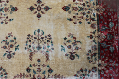 Persian Serapi Wool Rug, 8 x 10