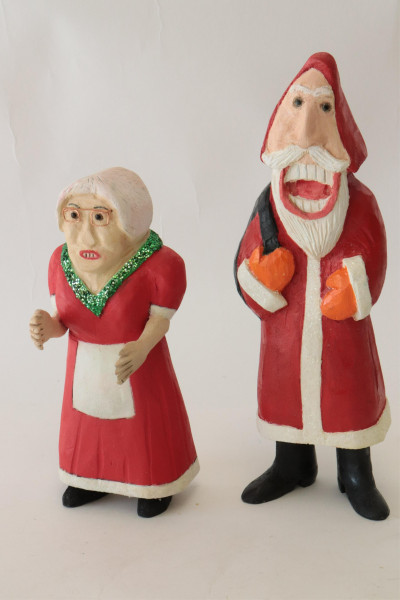 9 Christmas &amp; Other Dolls