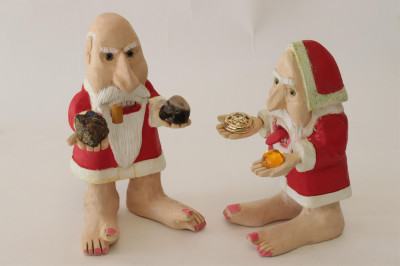 9 Christmas &amp; Other Dolls