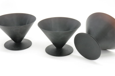 12 Matte Black &amp; Glossy Porcelain Items