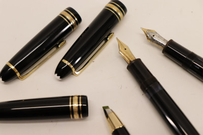 6 Mont Blanc Pens