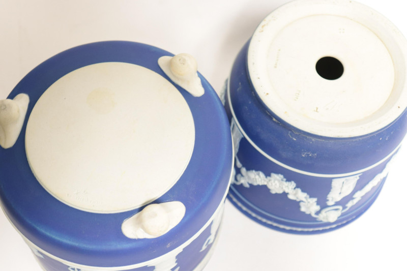 2 Wedgwood Dark Blue Jasper Dip Cache Pot