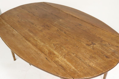 French Provincial Beechwood Dropleaf Dining Table