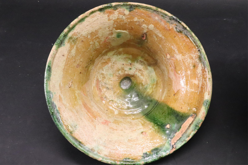 Large Chinese Yuan Dynasty Lotus Pod Jar