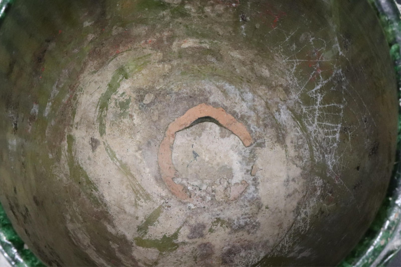 Large Chinese Yuan Dynasty Lotus Pod Jar