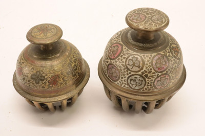Collection Indian Brass Claw Bells