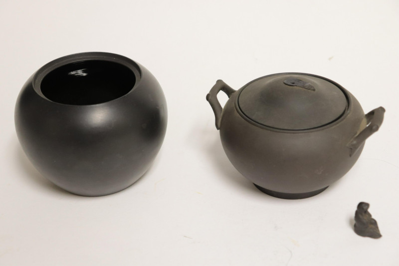 16 Wedgwood Tea Wares