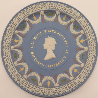 2 Wedgwood Commemorative Jasper Dip Plates