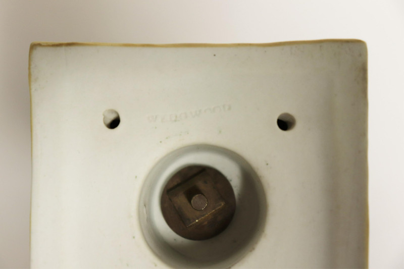 Wedgwood 3-Color Jasper Dip Covered Urn