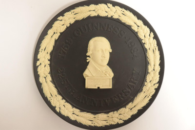 4 Wedgwood Cameos/Plaques