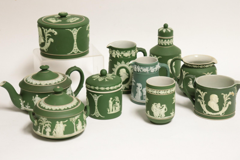 10 Wedgwood Dark Green Jasper Dip Tea Wares