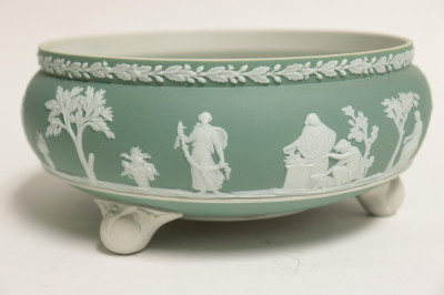 4 Wedgwood Green Dip Jasper Pieces