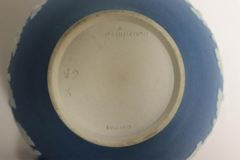 Approx. 20 Wedgwood Blue Jasper Dip Tea Wares