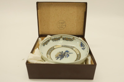 4 Pieces of Pottery/Ironstone/Porcelain