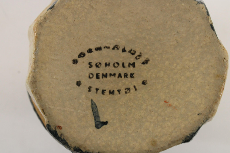 2 Stoneware Items; Gerry Williams, Backhauser