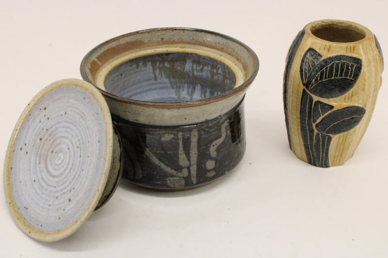 2 Stoneware Items; Gerry Williams, Backhauser