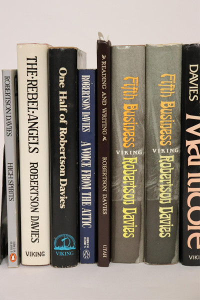 Robertson Davies - 31 volumes Book Lot