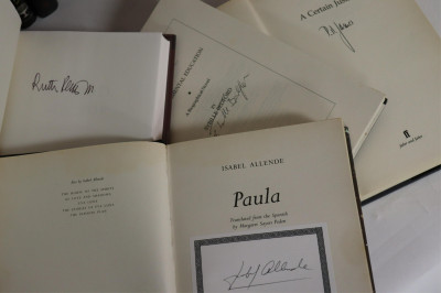 Large Book Lot of Women&apos;s Authors - Incl. Signed