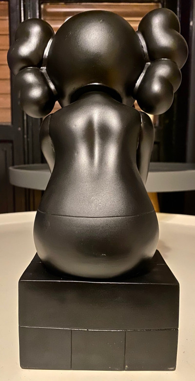 KAWS - Passing Through (Black)