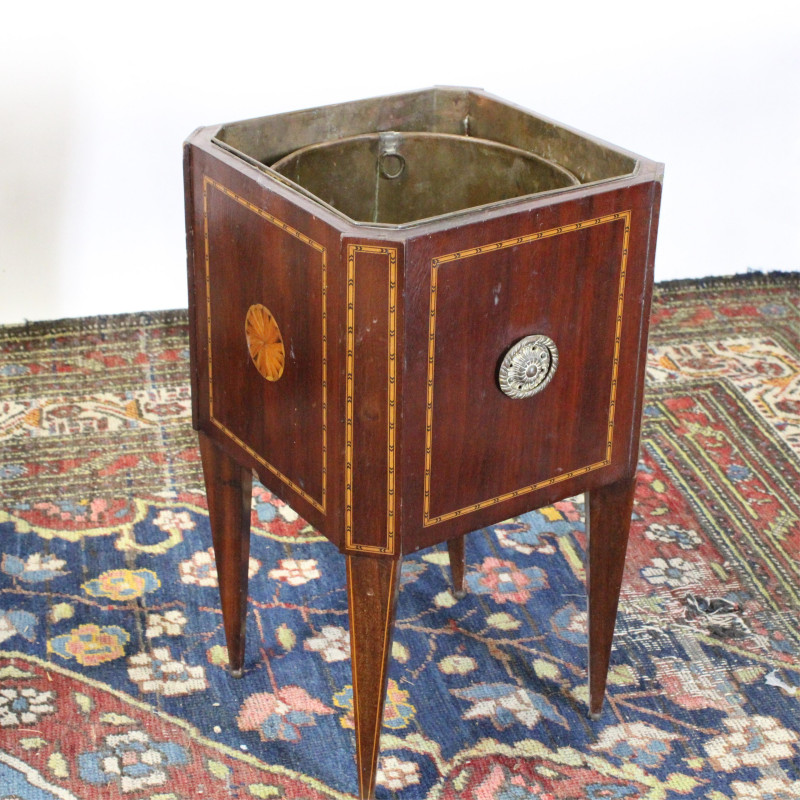 Regency Mahogany Table Edwardian Cellarette