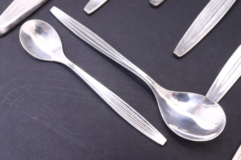 122Pc Mid Century Prata 90 Wolff SP Flatware