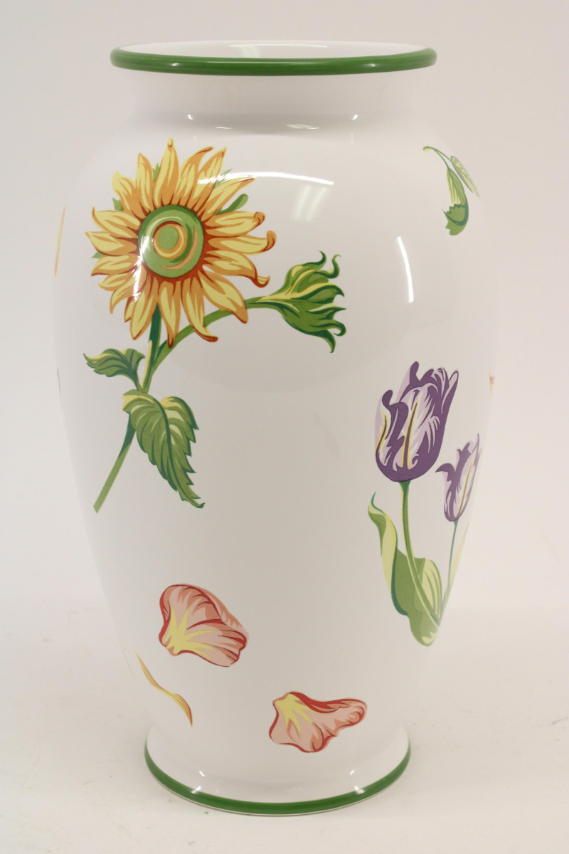 Tiffany Petals&apos; Porcelain Vase by Tiffany Co