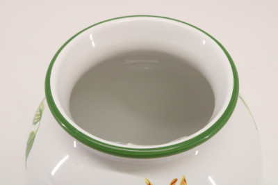 Tiffany Petals&apos; Porcelain Vase by Tiffany Co