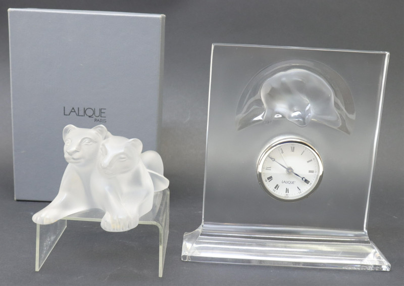 Lalique Tambwee Cubs and Curious Cat Desk Clock