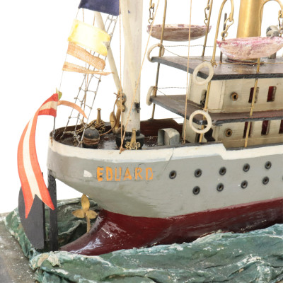 Folk Art Steamboat Diorama &apos;Eduard&apos;