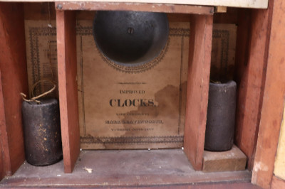 Mark Leavenworth Co(CT) Pillar and Scroll Clock
