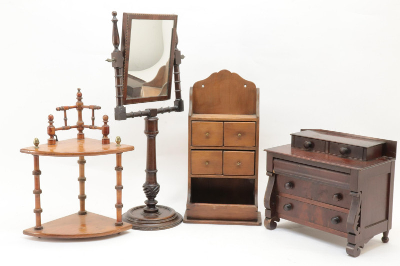 4 Dwarf/Small Sized Pieces of Furniture