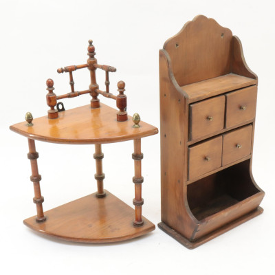 4 Dwarf/Small Sized Pieces of Furniture