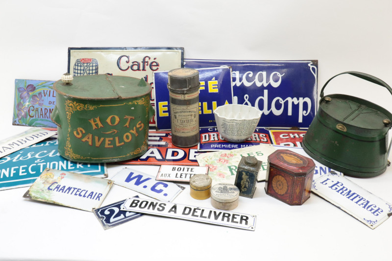 Group French English Advertising Materials