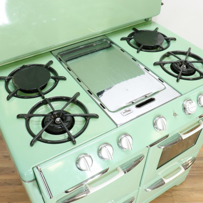 1950&apos;s OKeefe Merritt Oven Stove