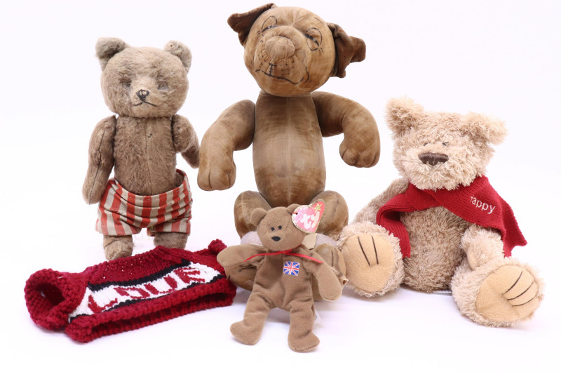 Chad Valley &apos;Bonzo&apos; Stuffed Dog Teddy Bears