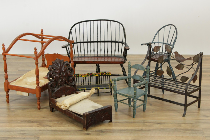 7 Diminutive Pieces of Furniture