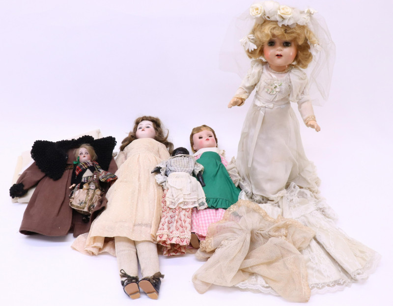 6 Dolls incl bisque head black doll