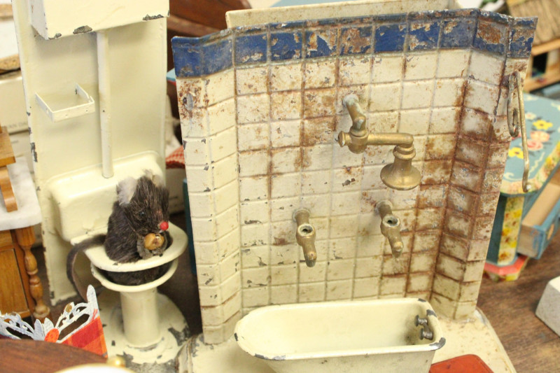 Collection of Doll House Furniture Decorations