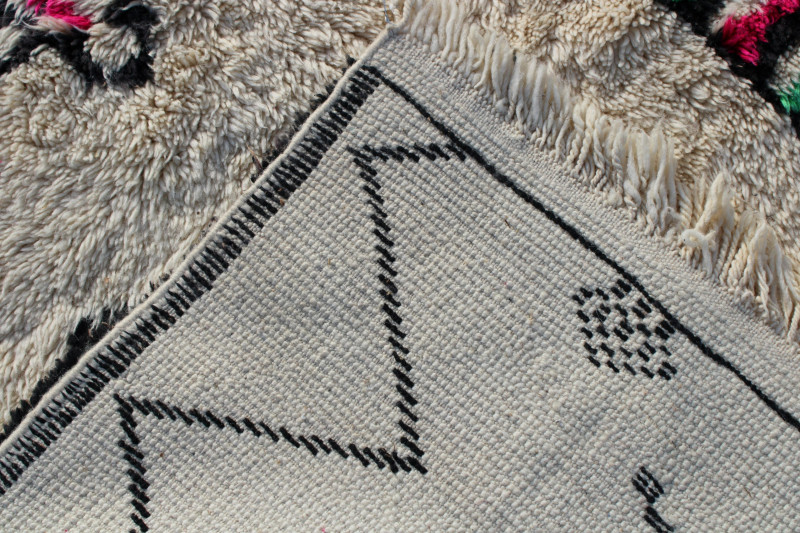 Contemporary Geometric Ivory Shag Carpet 8&apos; x 10&apos;