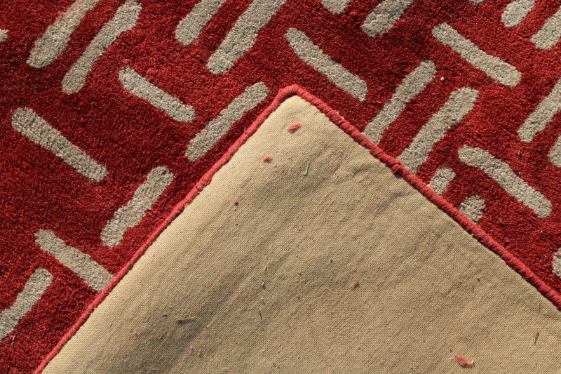 Modern Red and White Wool Carpet 8&apos; x 10&apos;