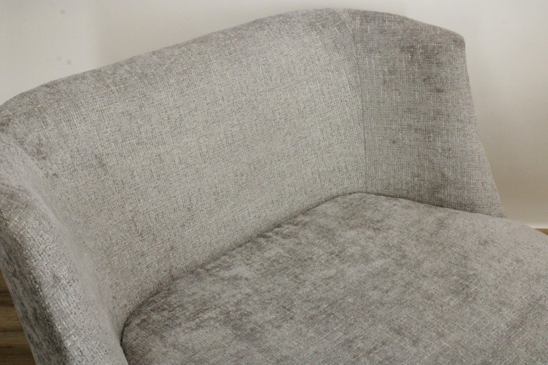 Lagravinese Studio for Controluce Alberta Chaise