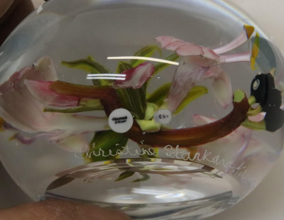 Stankard Flower Bouquet Paperweight