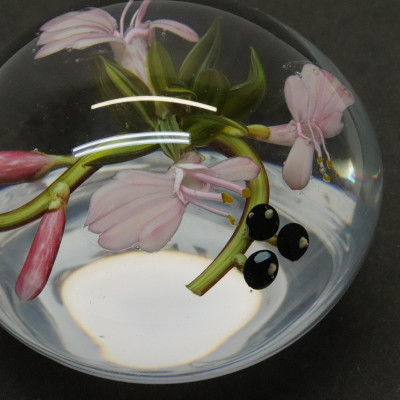 Stankard Flower Bouquet Paperweight