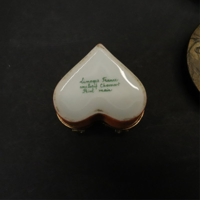 9 Porcelain Wood Carved Stone Boxes