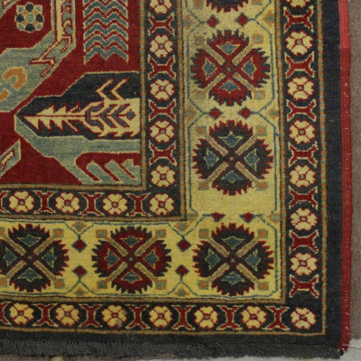 Kazak Style Wool Rug 5 x 8