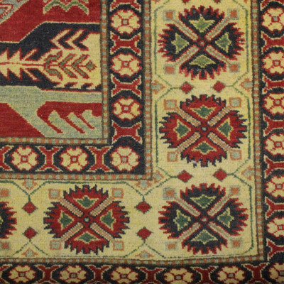 Kazak Style Wool Rug 5 x 8